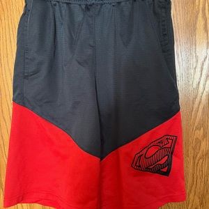 Superman shorts red and black boys size 10/12